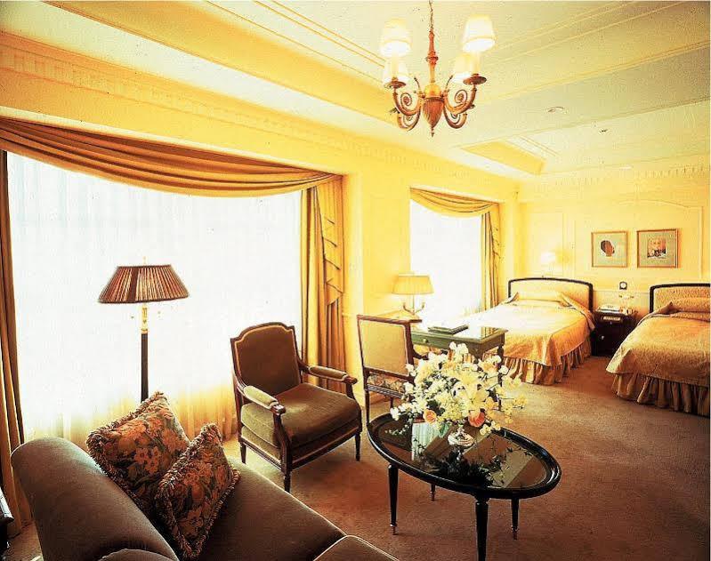 Hotel The Manhattan سيبَ المظهر الخارجي الصورة