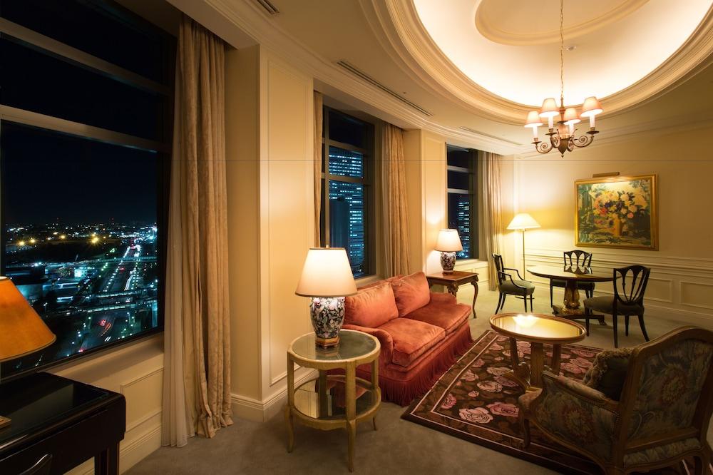 Hotel The Manhattan سيبَ المظهر الخارجي الصورة