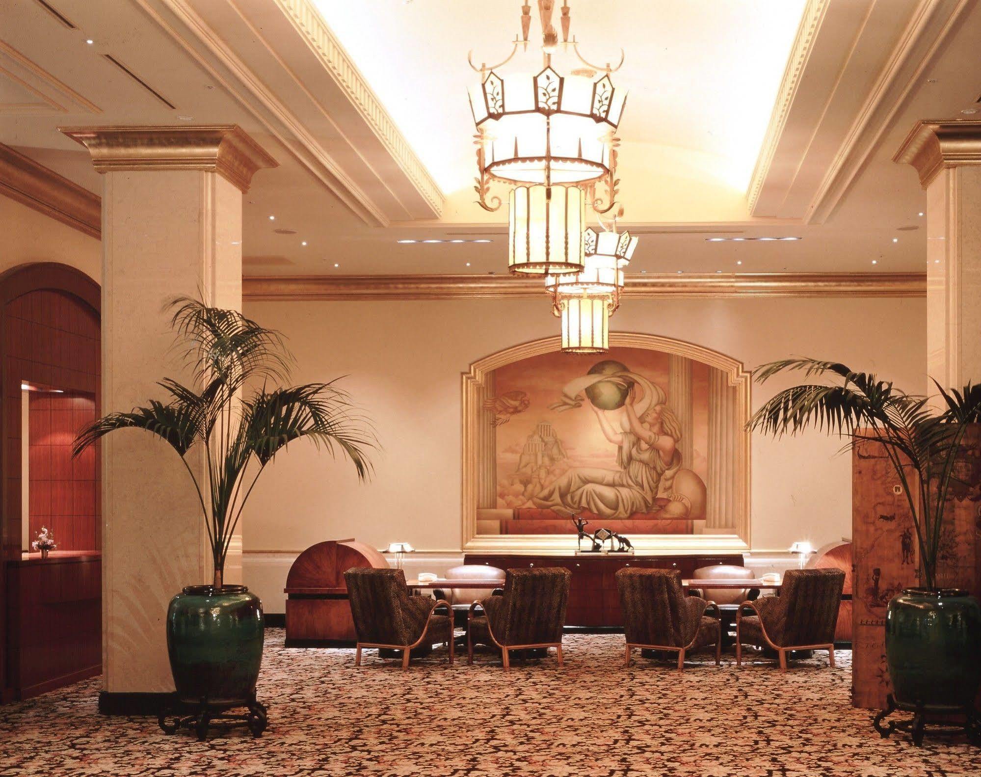 Hotel The Manhattan سيبَ المظهر الخارجي الصورة