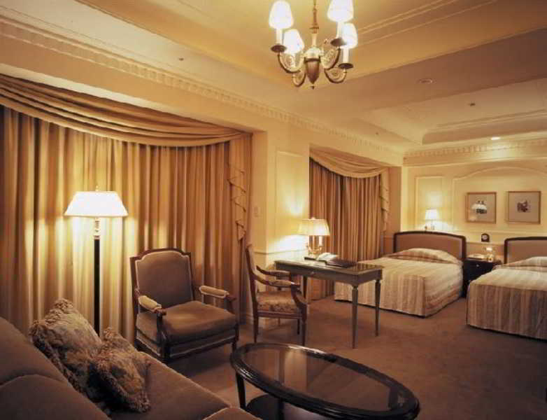 Hotel The Manhattan سيبَ المظهر الخارجي الصورة